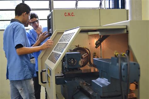 operador de torno cnc salário|Salário: Operador Torno Cnc em Brasil 2024 .